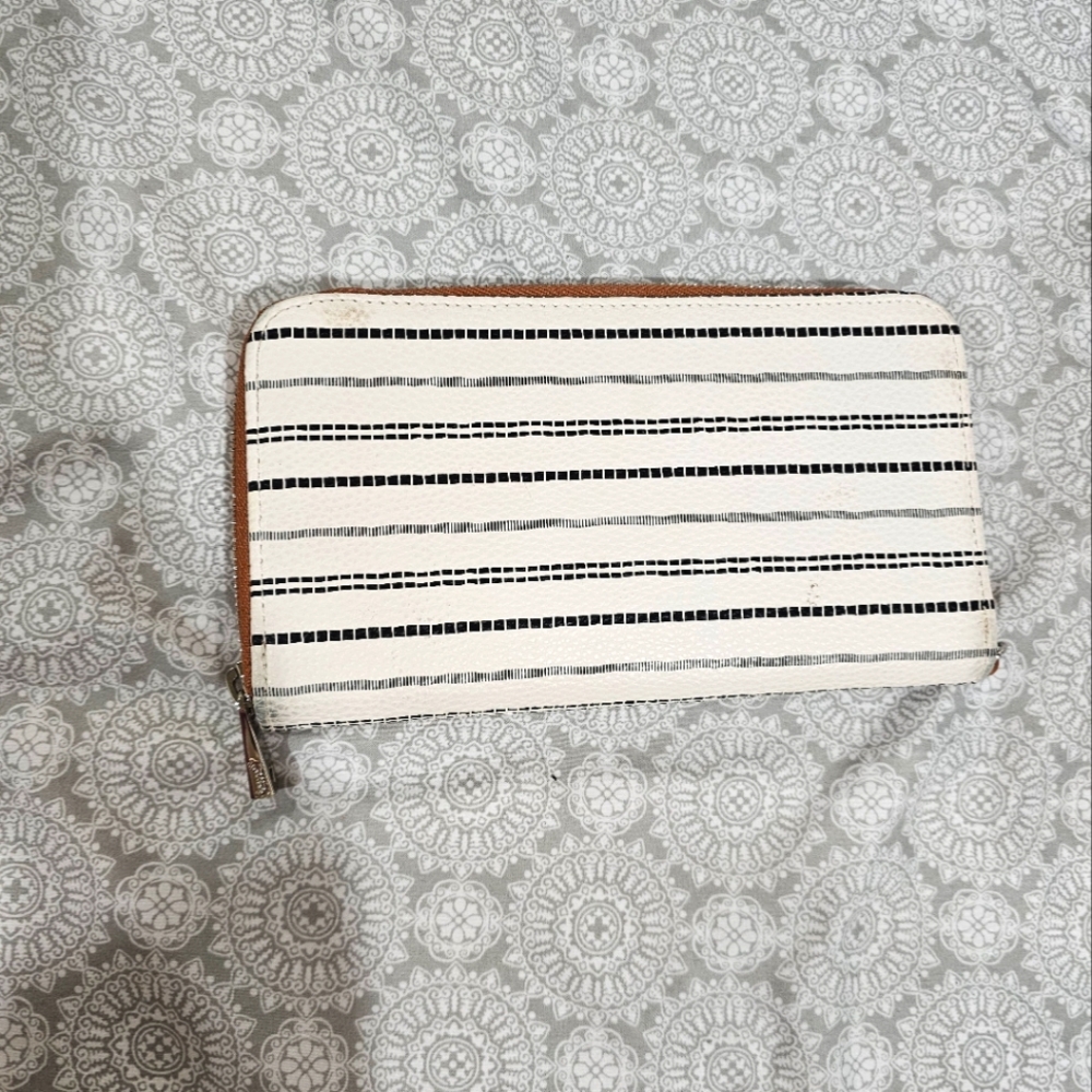 Thirty one wallet